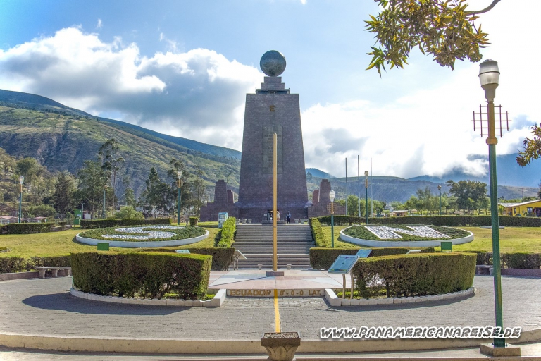 Ecuador Museum Quito Äquator - Mitad del Mundo